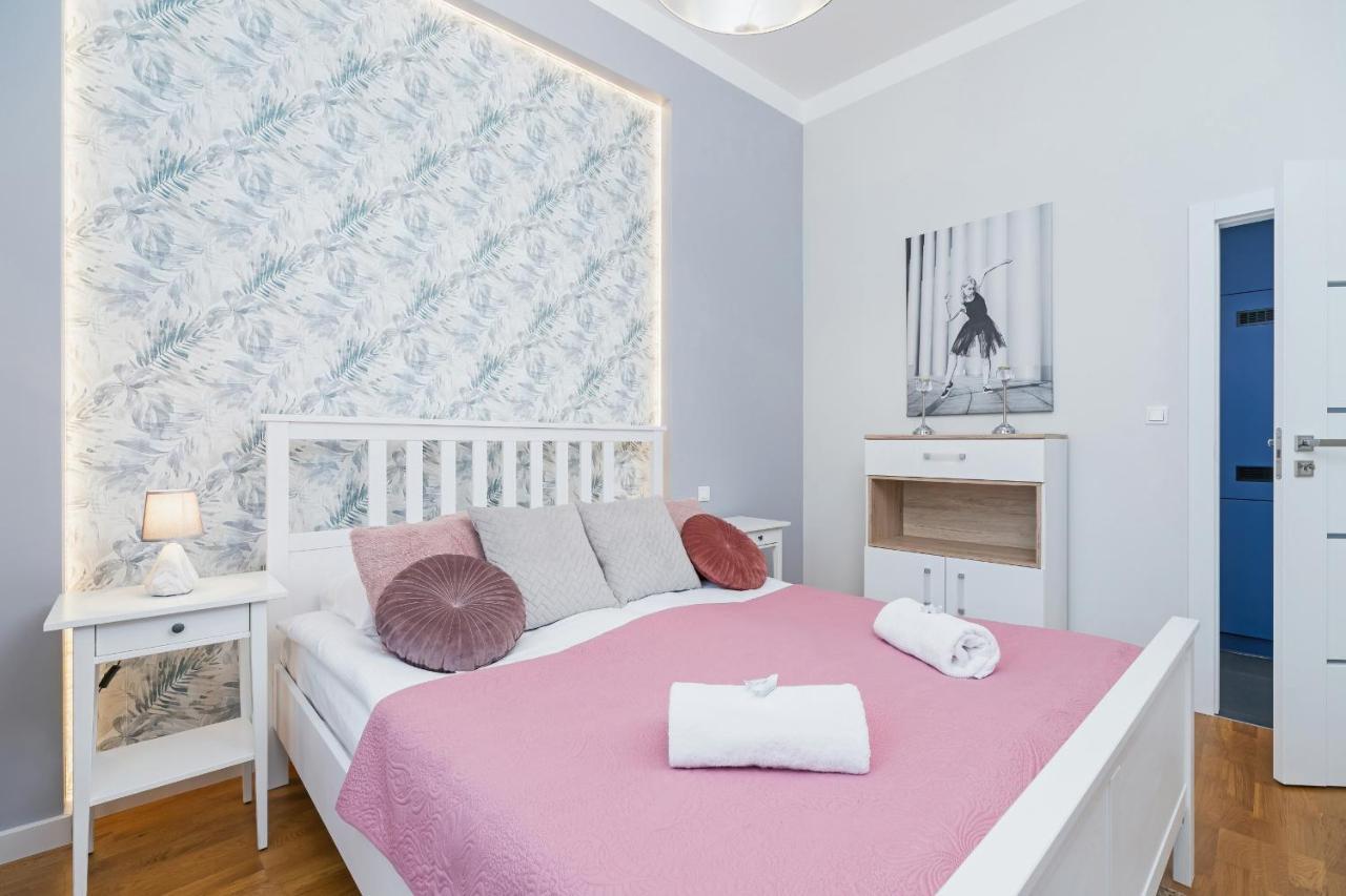 Sweet Family Apartment Chodkiewicza Rondo Grzegorzeckie By Noclegi Renters Cracóvia Exterior foto